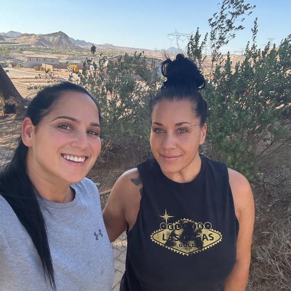 Meet your Posher, Erin - Picture 2 of 7